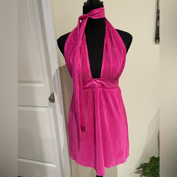 Sincerely Jules Fuscia dress. - Picture 1 of 11